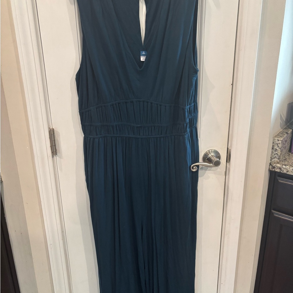 Old Navy TALL Teal Wide-Leg V-Neck Jumpsuit - Picture 3 of 6